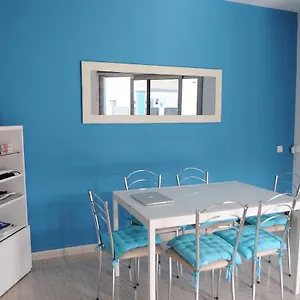 Surfintrip Academy&camp , Corralejo Spagna