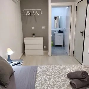 Urban Basic , L'Hospitalet de Llobregat Spagna